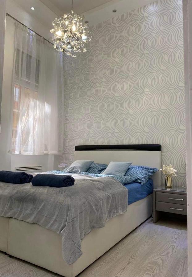 White Luxury Apartment 布达佩斯 外观 照片